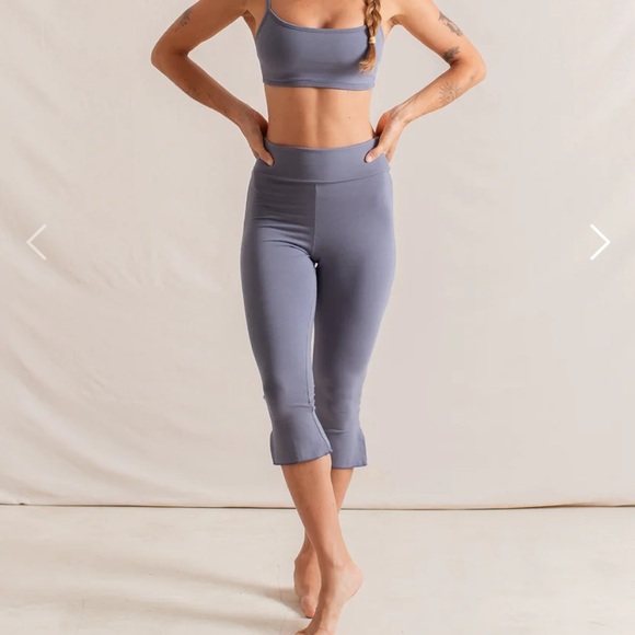 Indigo Luna Bamboo light blue capri Xxl - Picture 2 of 2